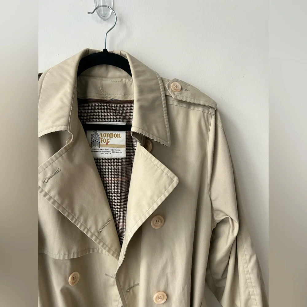 London Fog classic removable liner tan trench coat - Picture 2 of 13